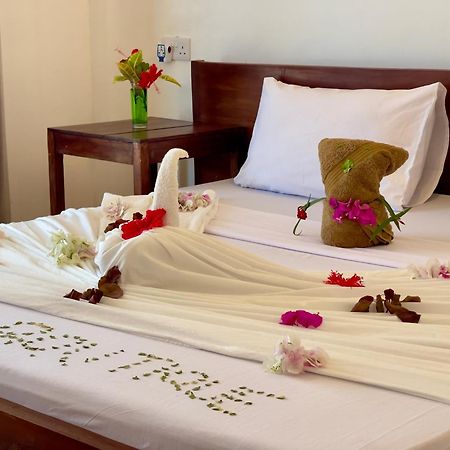 Equalia Boutique Hotel Джамбиани Экстерьер фото